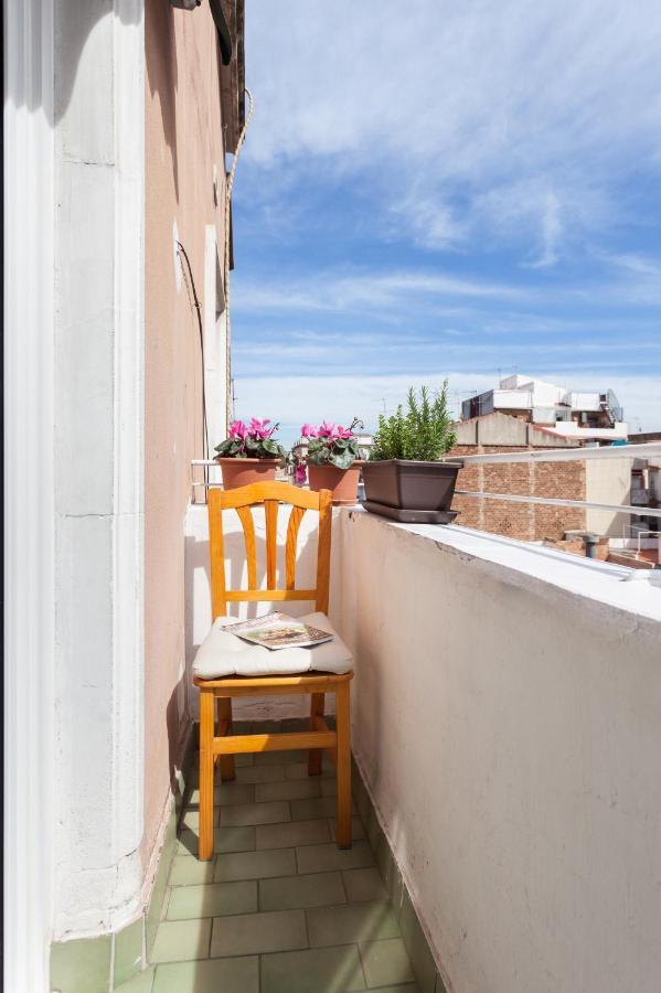 Apartamento Con Encanto, Luminoso Y Tranquilo Lejlighed L'Hospitalet de Llobregat Eksteriør billede
