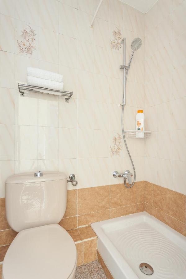 Apartamento Con Encanto, Luminoso Y Tranquilo Lejlighed L'Hospitalet de Llobregat Eksteriør billede