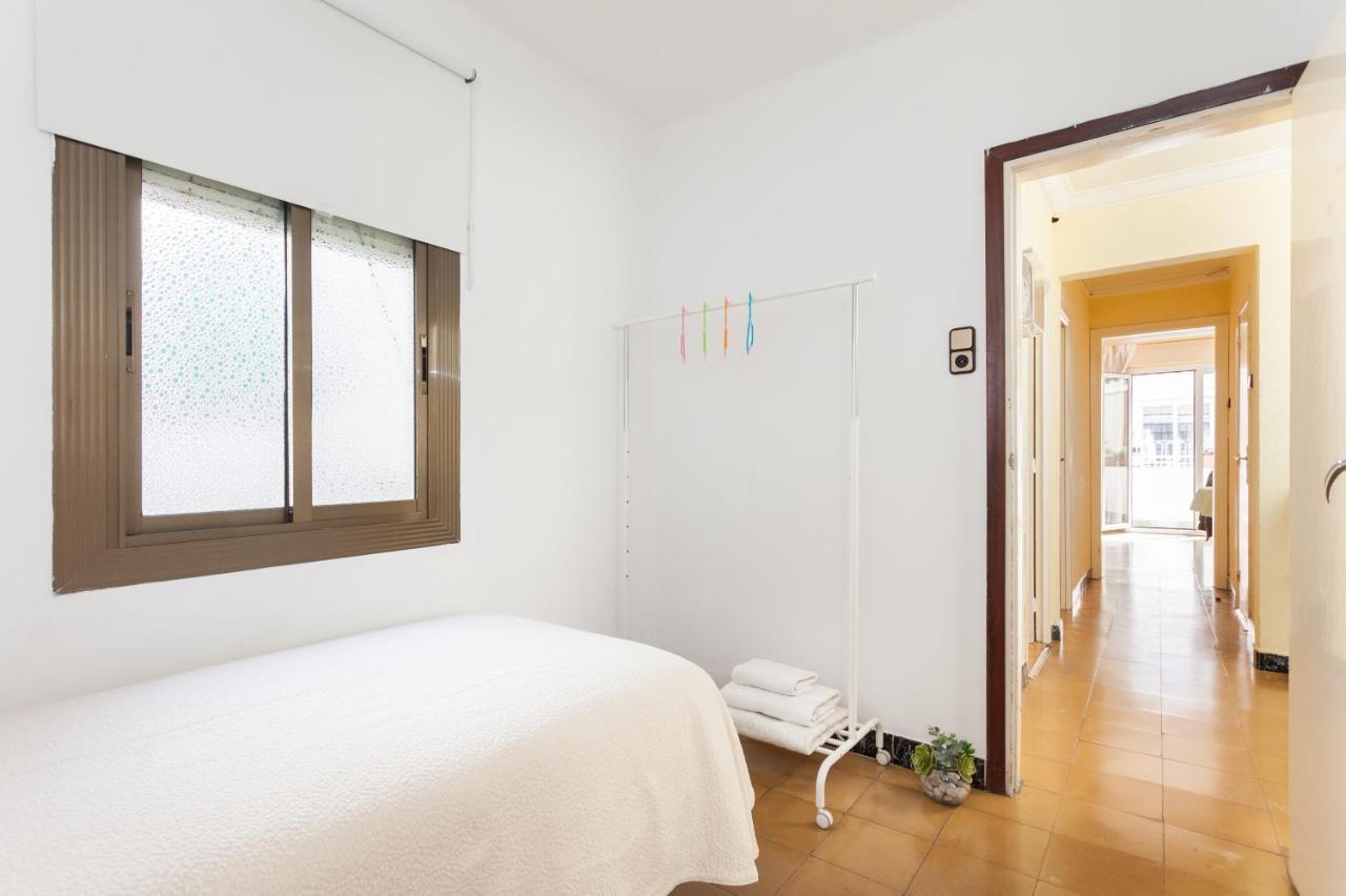 Apartamento Con Encanto, Luminoso Y Tranquilo Lejlighed L'Hospitalet de Llobregat Eksteriør billede